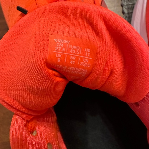 Brand New Women’s Asics Sunrise Red Gel Kayano 30 running shoes Size 11 - Picture 4 of 5